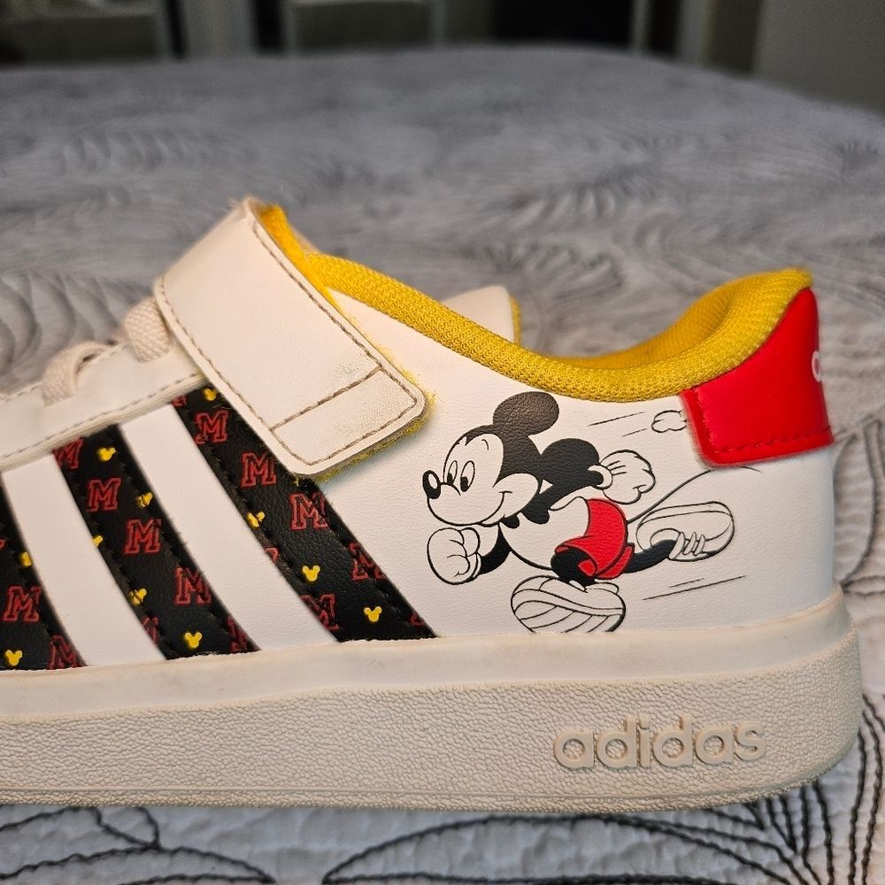 VGUC Adidas Disney Grand Court Mickey Mouse Velcro Sneakers Kids 2 - Picture 7 of 16
